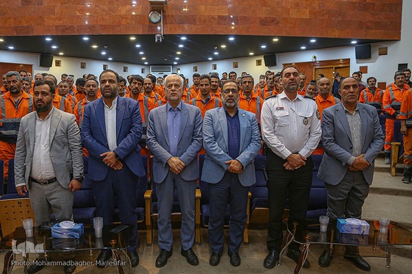 تکریم پاکبانان اصفهانی در دهه کرامت