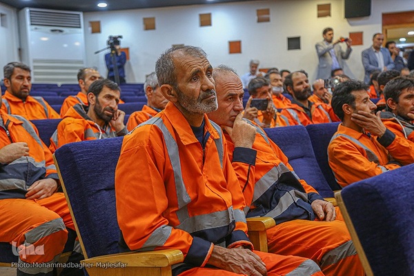 تکریم پاکبانان اصفهانی در دهه کرامت