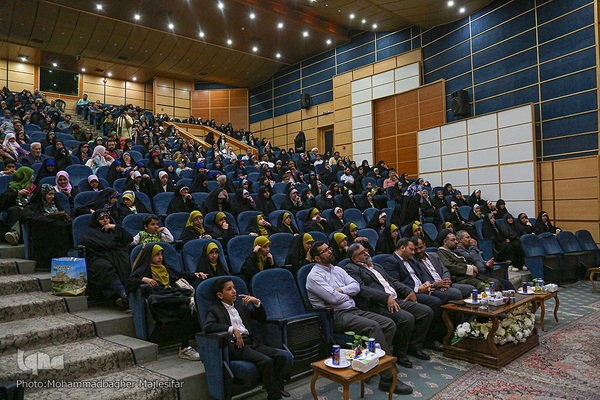 همایش تجلیل از قرآن‌آموزان مرکز حفظ ثامن‌الائمه (ع)