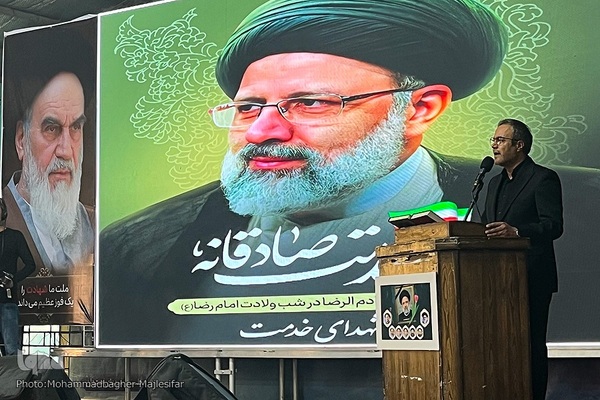 سوگواری بانوان اصفهانی به یاد شهیدان خدمت