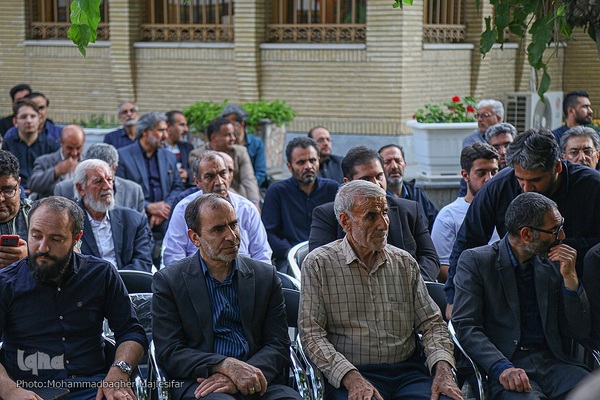 اجتماع اصحاب فرهنگ و رسانه اصفهان در رثای شهدای خدمت