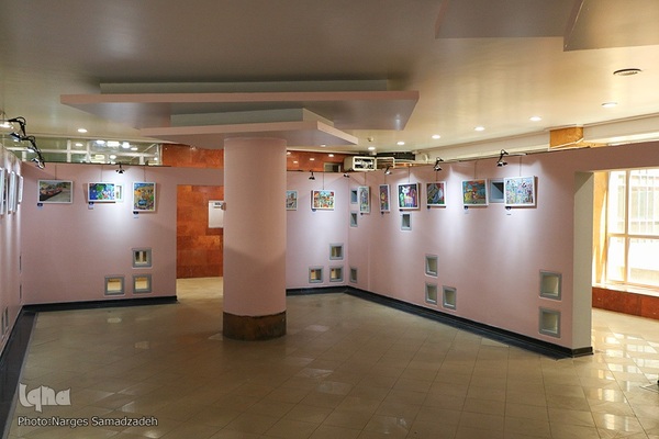 نقاشی‌های پوپک مهمان کودکان و نوجوانان اصفهانی