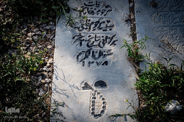 تخت فولاد؛ سرزمین نماد‌ها و نشانه‌ها