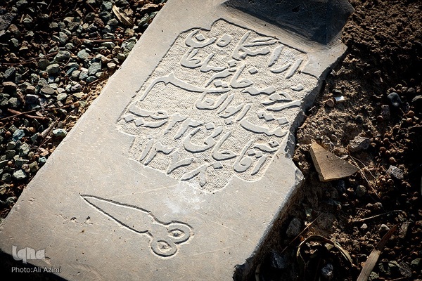 تخت فولاد؛ سرزمین نماد‌ها و نشانه‌ها