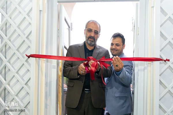 آیین گشایش عکس‌خانه تخت فولاد