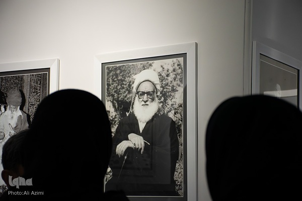 آیین گشایش عکس‌خانه تخت فولاد