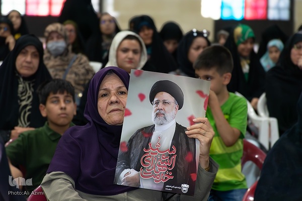 مراسم اربعین شهدای خدمت در اصفهان