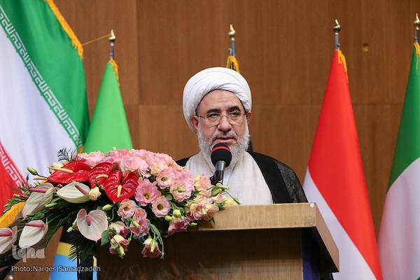 سومین کنگره بین‌المللی «نهج‌البلاغه؛ راه نجات» در اصفهان