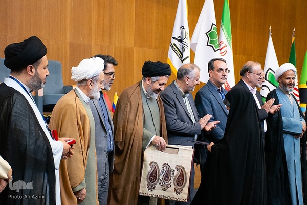 اختتامیه و پنل‌های علمی سومین کنگره بین‌المللی «نهج‌البلاغه؛ راه نجات»