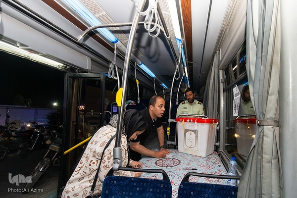 ساعات پایانی انتخابات ریاست‌جمهوری در اصفهان