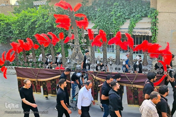 آیین علم‌کشی در روستای جوشقان مرکزی کاشان