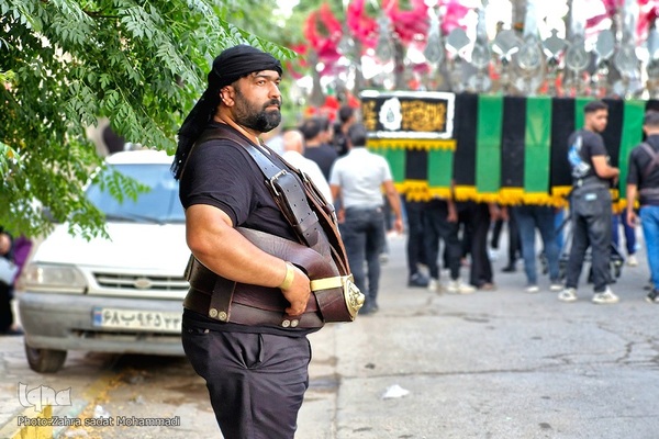 آیین علم‌کشی در روستای جوشقان مرکزی کاشان