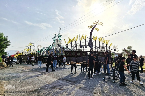 آیین علم‌کشی در روستای جوشقان مرکزی کاشان