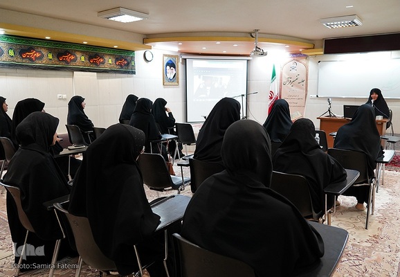 محفل «تالیات» در مؤسسه مهد قرآن اصفهان