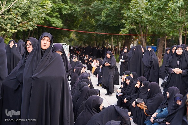 گردهمایی خانواده‌های اصفهانی در روز عفاف و حجاب