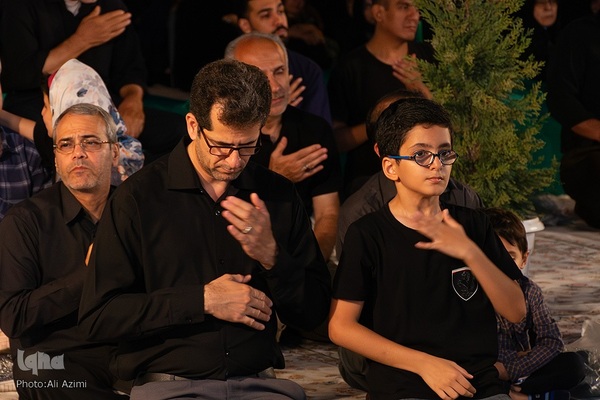 مراسم سوگواری شب تاسوعا در هیئت قرآنی علمدار ظهور اصفهان