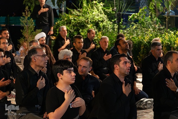 مراسم سوگواری شب تاسوعا در هیئت قرآنی علمدار ظهور اصفهان