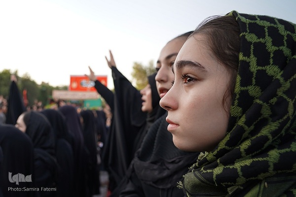 میدان امام حسین (ع) اصفهان؛ میعادگاه عاشقان حسین (ع) در عصر عاشورا