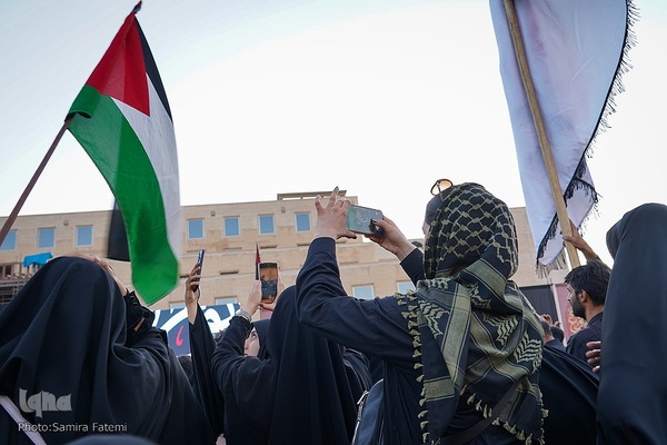 میدان امام حسین (ع) اصفهان؛ میعادگاه عاشقان حسین (ع) در عصر عاشورا