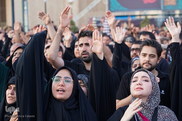 میدان امام حسین (ع) اصفهان؛ میعادگاه عاشقان حسین (ع) در عصر عاشورا