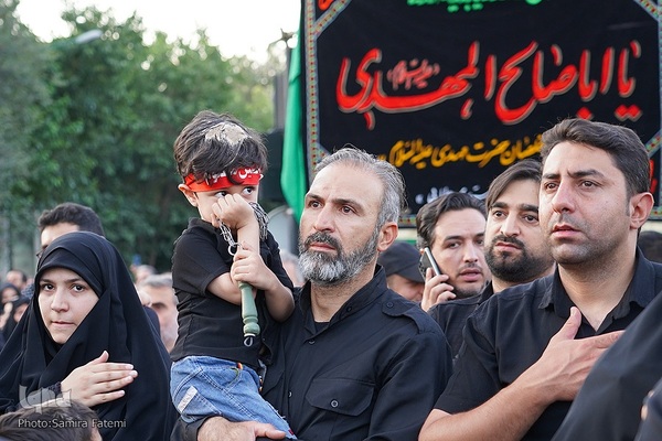 میدان امام حسین (ع) اصفهان؛ میعادگاه عاشقان حسین (ع) در عصر عاشورا