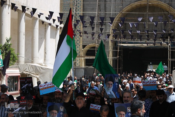 راهپیمایی نمازگزاران اصفهانی برای حمایت از مردم غزه