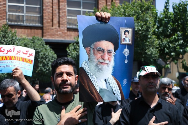 راهپیمایی نمازگزاران اصفهانی برای حمایت از مردم غزه