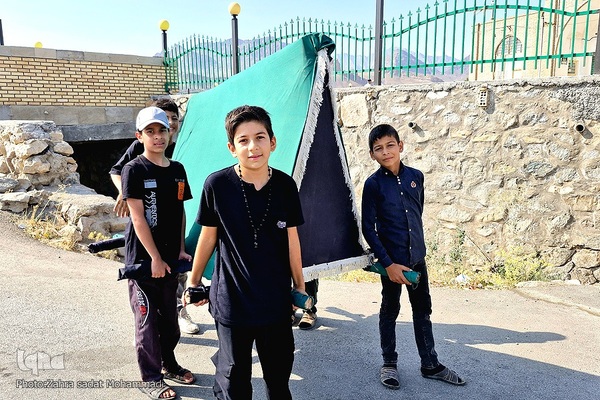 پیاده‌روی جاماندگان اربعین به سوی کربلای ایران