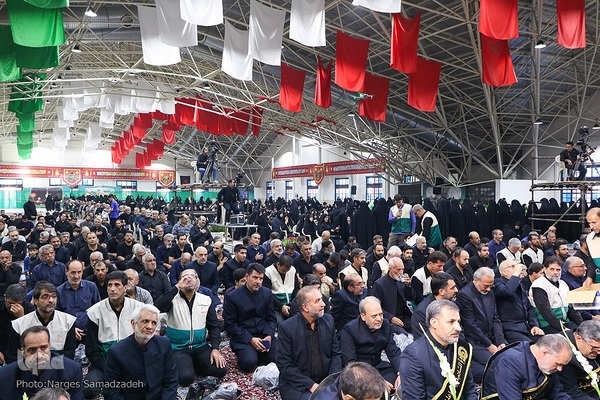 قافله عزاداری و اجتماع خادم‌یاران و یاوران رضوی در اصفهان