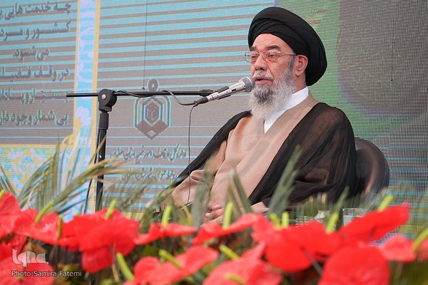 همایش تجلیل از یاوران وقف در زینبیه اصفهان