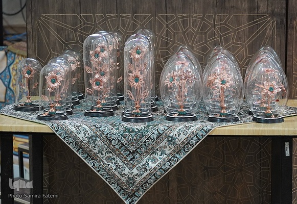 همایش تجلیل از یاوران وقف در زینبیه اصفهان