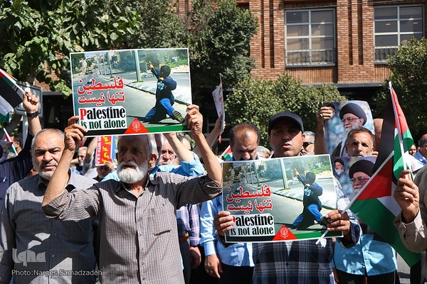 تظاهرات ضدصهیونیستی نمازگزاران اصفهانی