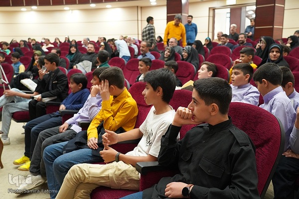 همایش تجلیل از حافظان قرآن مؤسسه ثامن‌الائمه (ع)