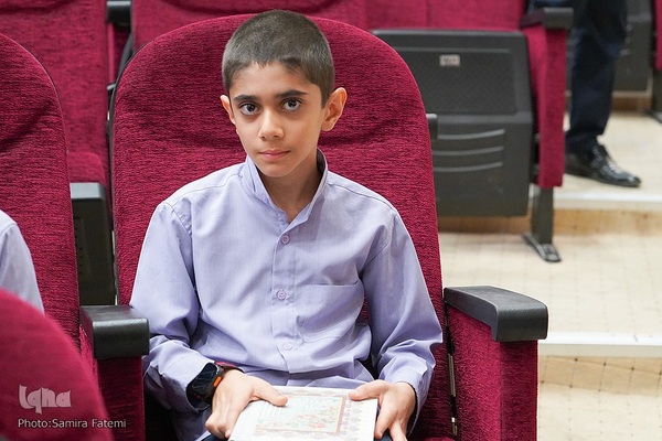 همایش تجلیل از حافظان قرآن مؤسسه ثامن‌الائمه (ع)