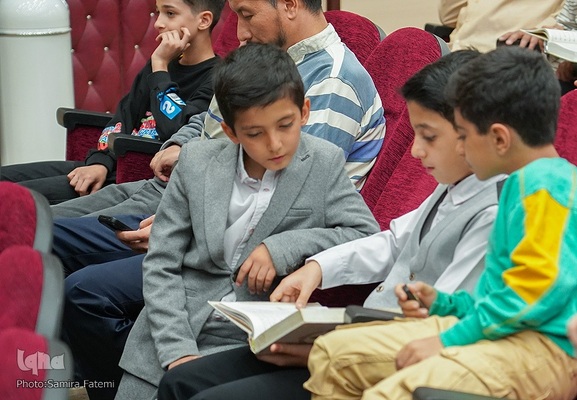 همایش تجلیل از حافظان قرآن مؤسسه ثامن‌الائمه (ع)