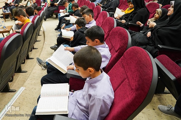 همایش تجلیل از حافظان قرآن مؤسسه ثامن‌الائمه (ع)