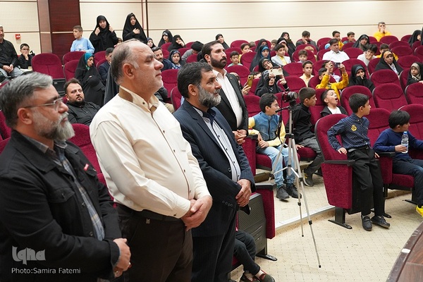 همایش تجلیل از حافظان قرآن مؤسسه ثامن‌الائمه (ع)