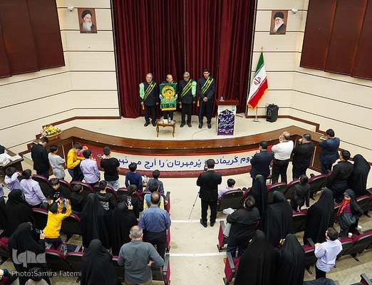 همایش تجلیل از حافظان قرآن مؤسسه ثامن‌الائمه (ع)