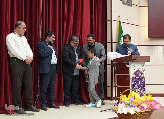 همایش تجلیل از حافظان قرآن مؤسسه ثامن‌الائمه (ع)