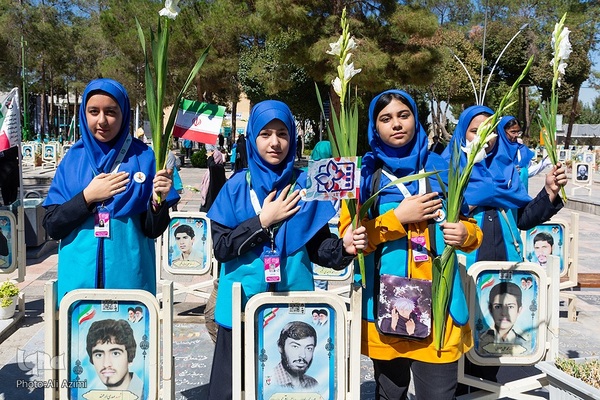 افتتاحیه معنوی سی‌وششمین جشنواره بین‌المللی فیلم‌های کودکان و نوجوانان اصفهان
