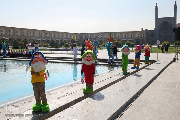 تجمع کودکان اصفهانی در حمایت از کودکان غزه