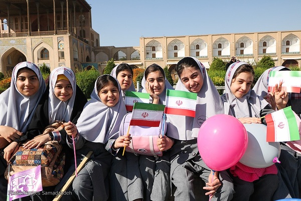 تجمع کودکان اصفهانی در حمایت از کودکان غزه