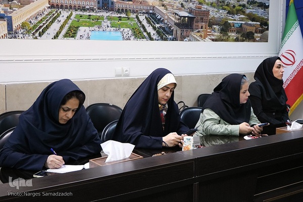 نشست خبری پنجمین جایزه داستان کوتاه زاینده‌رود