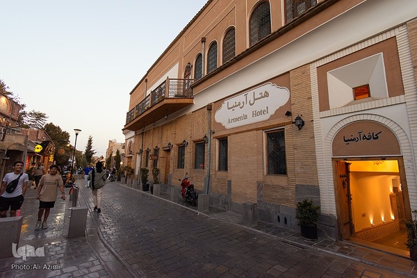 گذری بر جلفای نو