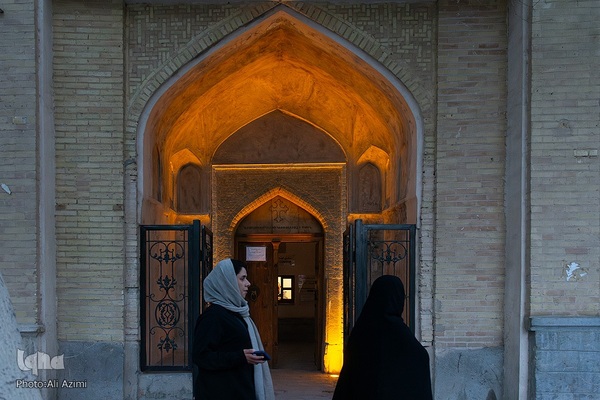 گذری بر جلفای نو