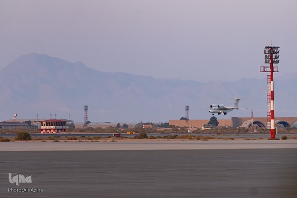 استقبال از پیکر مطهر سردار شهید نیلفروشان در فرودگاه اصفهان