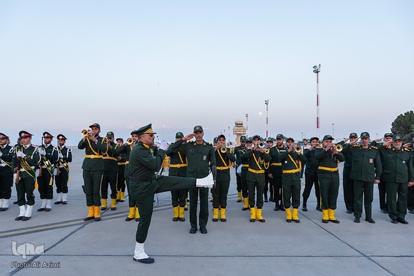 استقبال از پیکر مطهر سردار شهید نیلفروشان در فرودگاه اصفهان