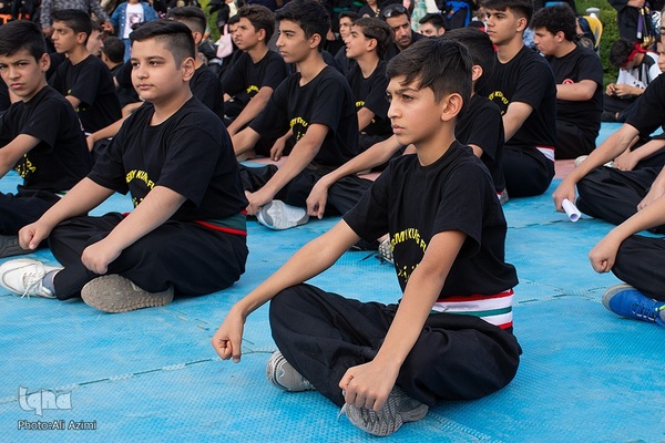 رزمایش بزرگ جهادگران فاطمی در اصفهان