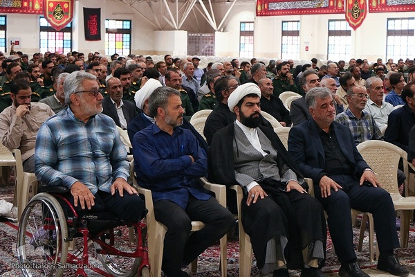 مراسم گرامیداشت شهید عباس نیلوفروشان در اصفهان