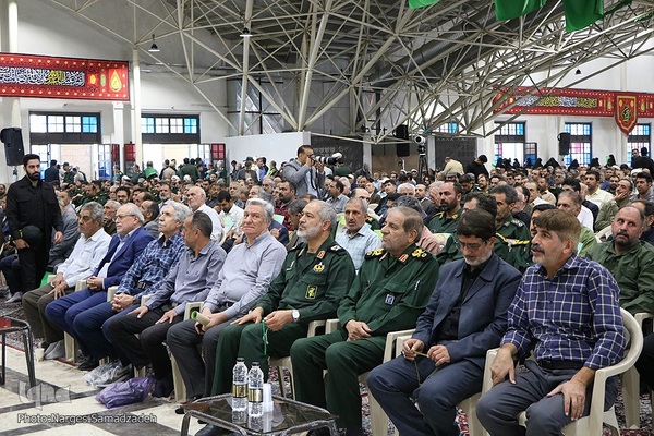 مراسم گرامیداشت شهید عباس نیلوفروشان در اصفهان